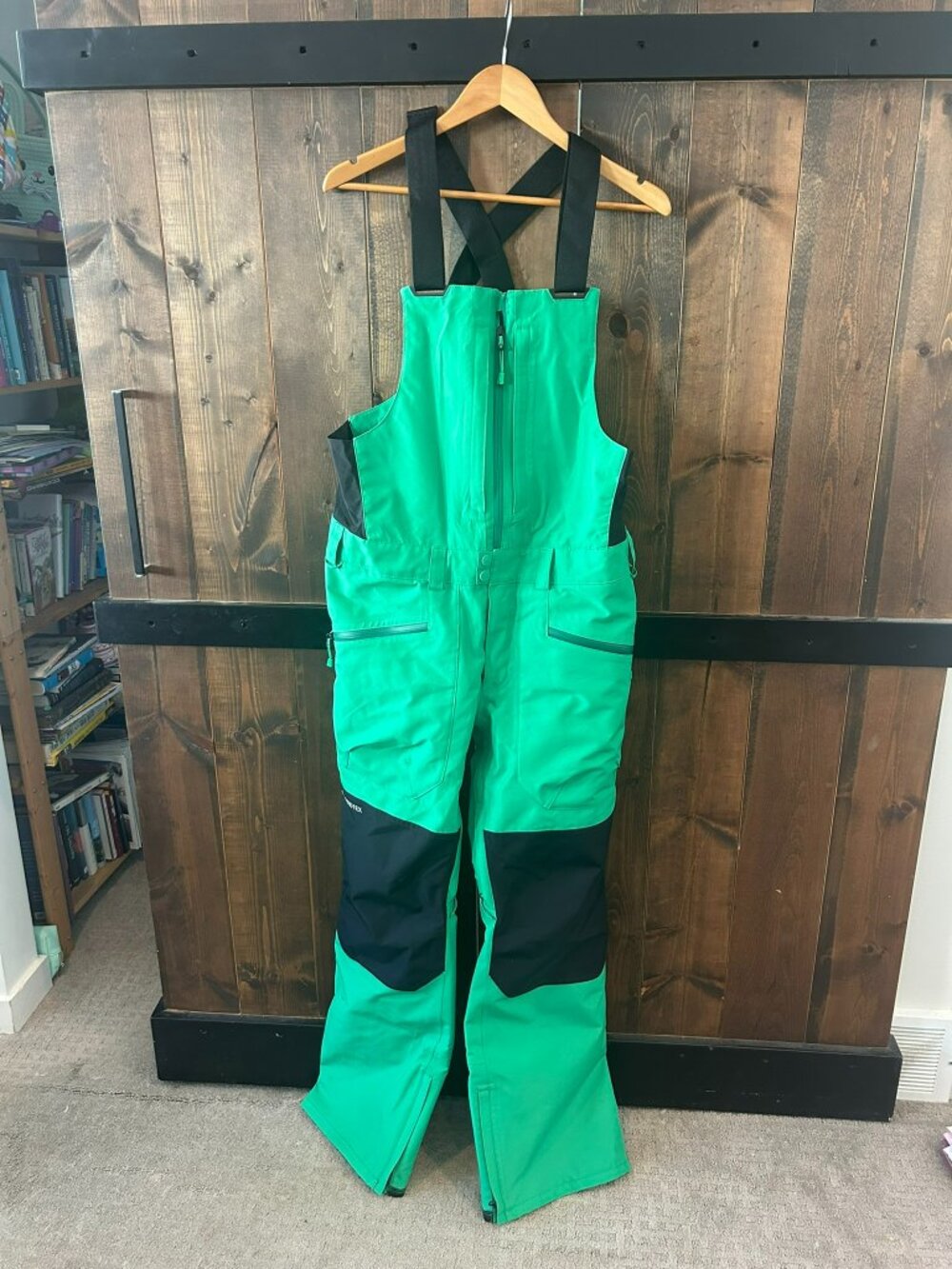 Burton Gore-Tex Bib Snowpants Men's Size M
